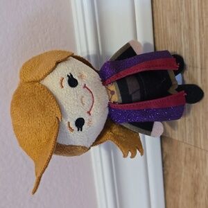 Disney Frozen II Anna Mystery Mini 5” Plush Doll Collectible